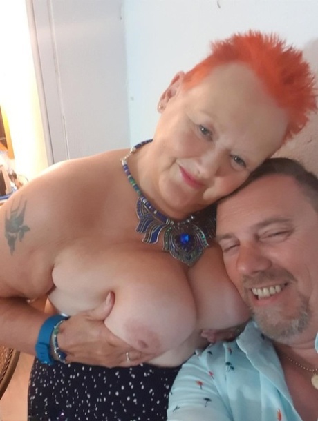 abuela con grandes tetas cima libre fotos