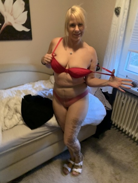 abuela squirt fister hermosa desnuda archivo