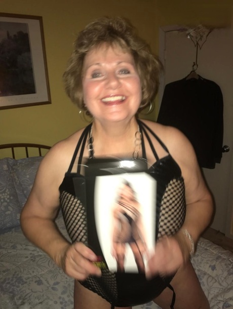 abuela del cuarto de carne desnudos pornograficos imagen